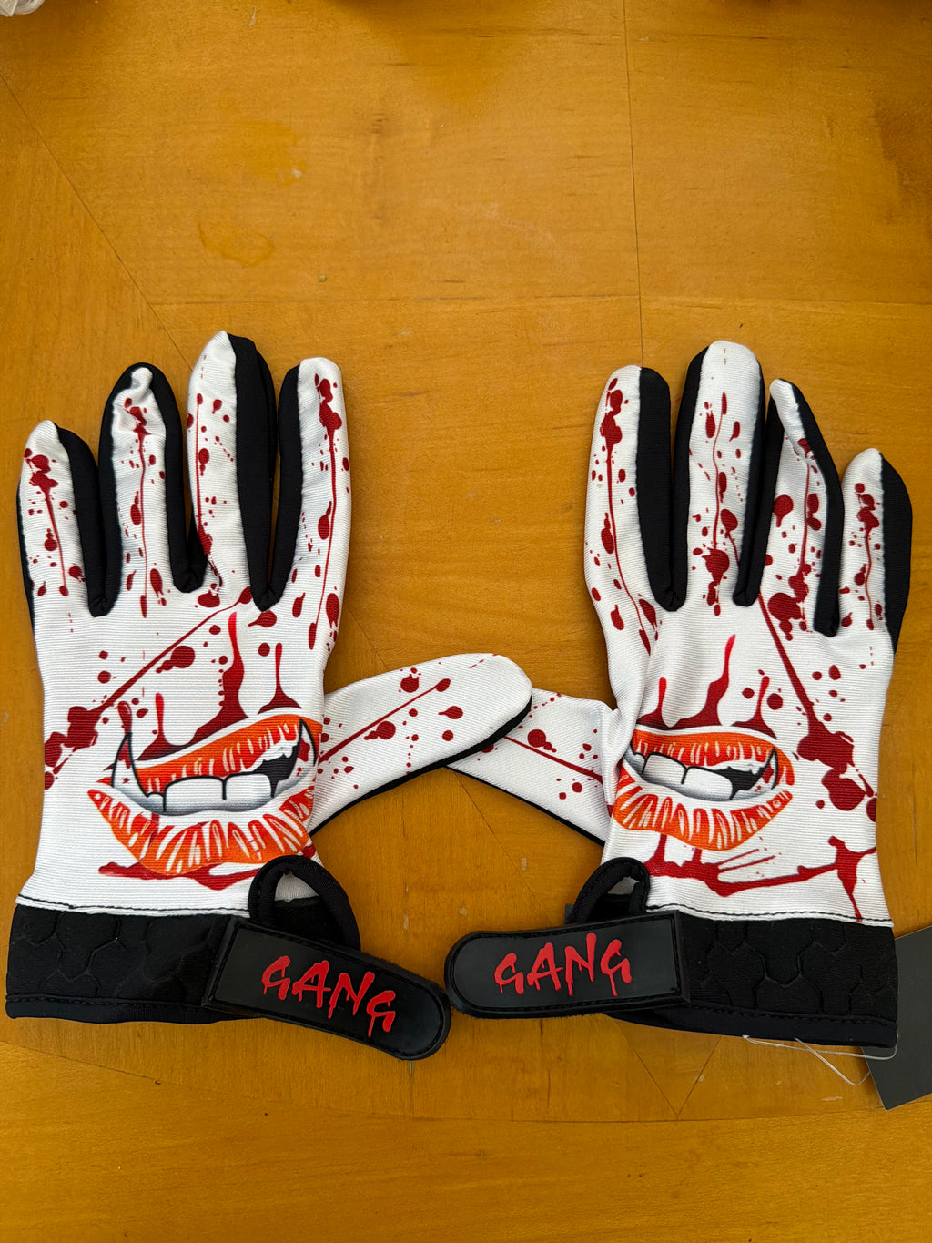 Drippy Vamp GG Glove